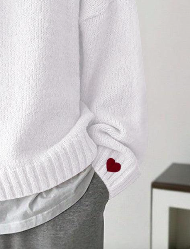 Einfacher Langarm-Pullover in Weiß